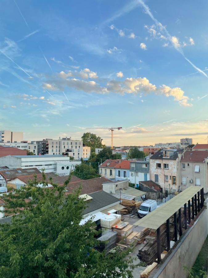 Summer In Paris Иври сюр Сен Екстериор снимка